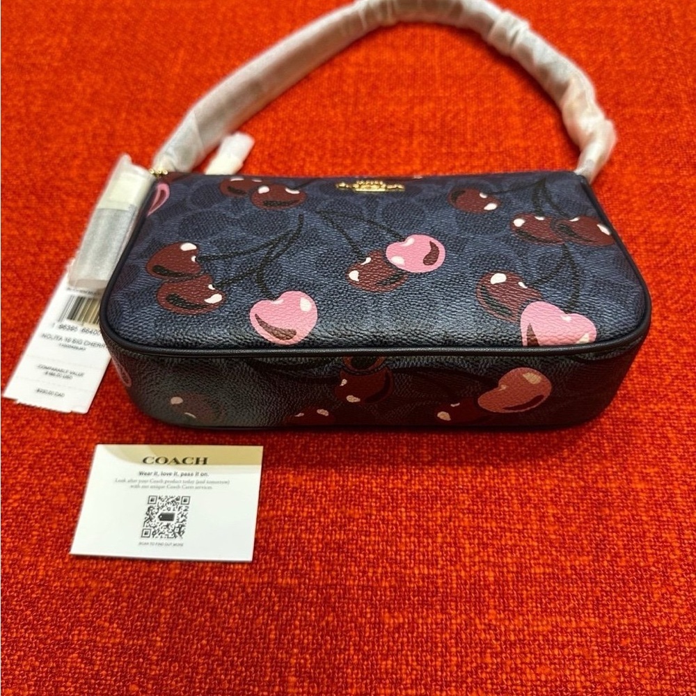❤️❤️❤️Authentic Coach Nolita19 with cherry print ❤️❤️❤️